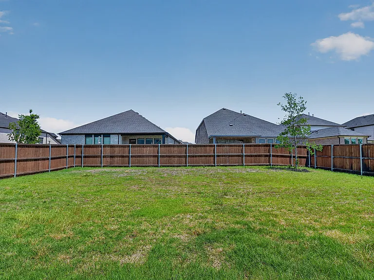 845 Ranchland Rd — Photo 21