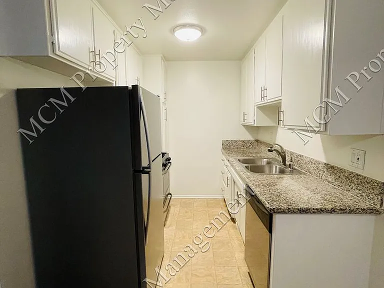 13956 Vanowen St — Photo 5