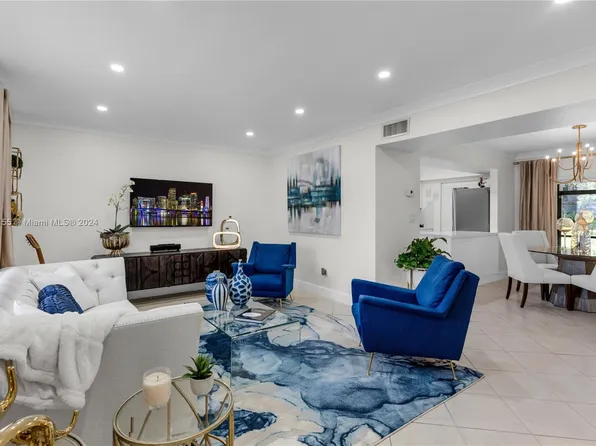 8401 SW 107th Ave APT 136E, Miami, FL 33173