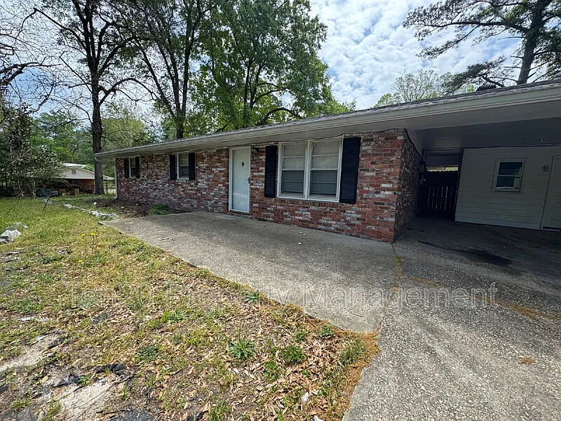 Building Photo - 4702 Harbin St