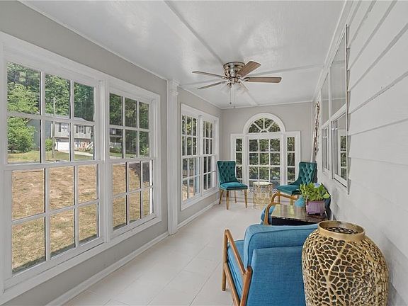 5th image of 4161 Summer Pl
