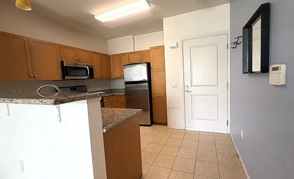 100 S Alameda #206 — Photo 3