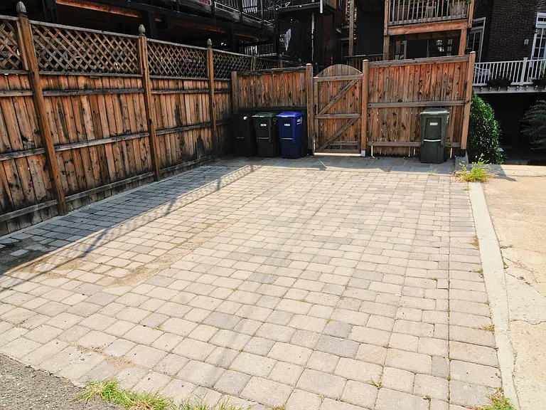 1211 Harvard St NW #1 — Photo 20