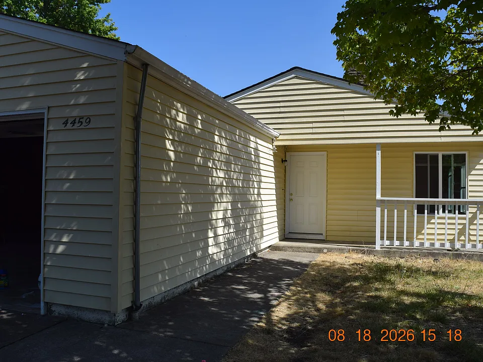 4459 Del Rio Pl SE