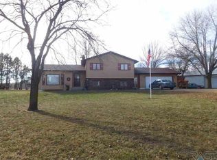 26471 484th Ave, Valley Springs, SD 57068