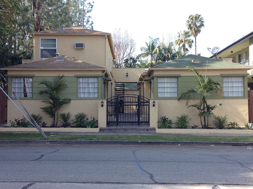 1st image of 1137 S Doheny Dr