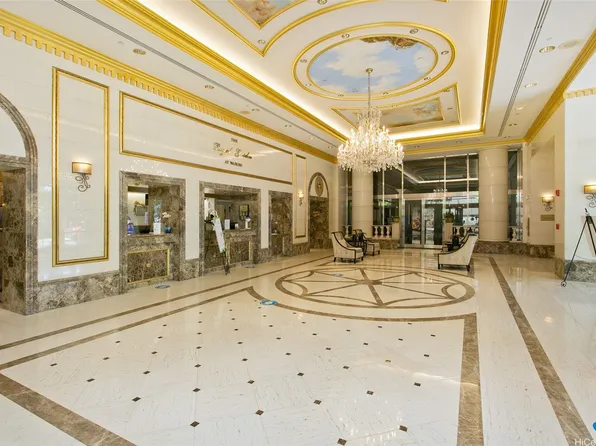 440 Olohana St APT 1705, Honolulu, HI 96815