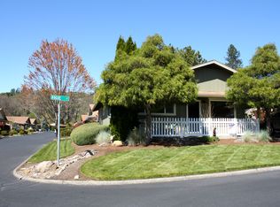 101 Rogue Ct, Rogue River, OR