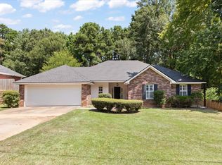 156 Oakridge Ln, Longview, TX 75605