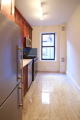 Rented by City Connections Realty | media 30