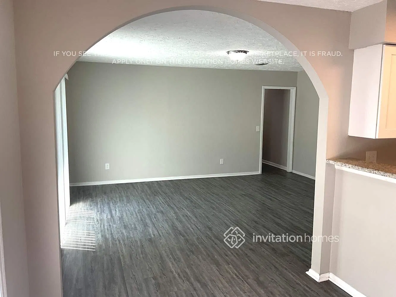 4063 E Greenwillow Ln Jacksonville, FL 32277 — Photo 3