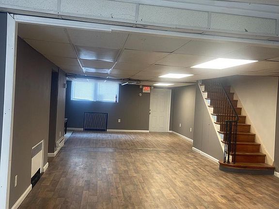 5th image of 234 Long Ln