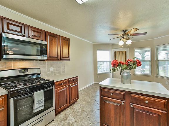 4th image of 3715 Morning Cove Ln