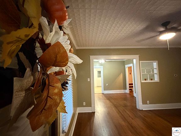 3rd image of 510 Harris St