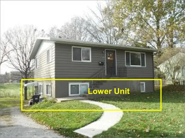 1131 1/2 Maple St, Iowa City, IA 52240