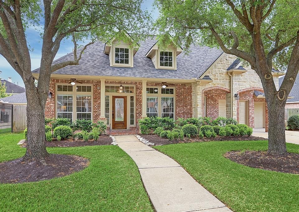 1st image of 14014 Fosters Creek Dr