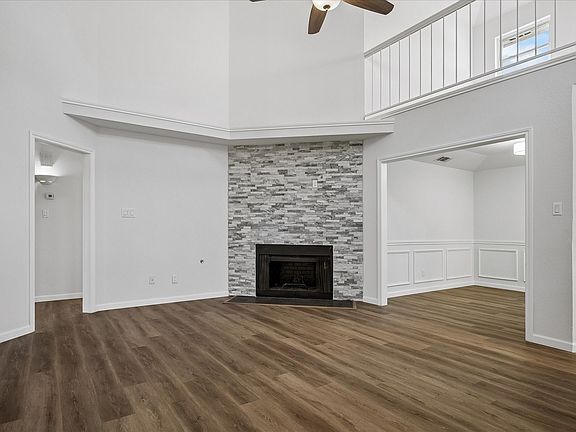 4th image of 1476 Hampton Rd