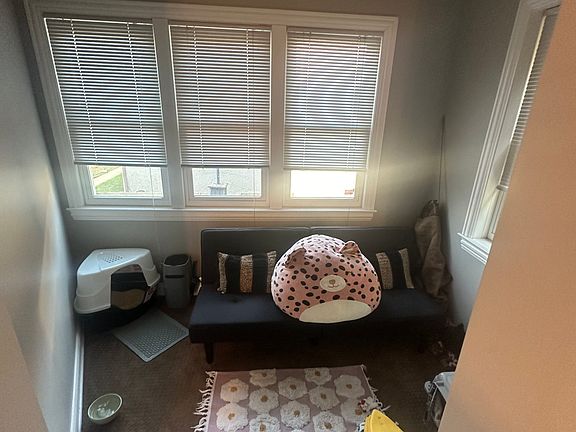 4th image of 3817 N Bernard St #1