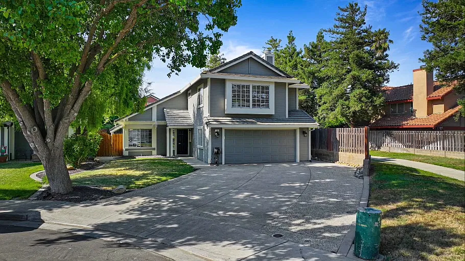 220 Tassajera Ct