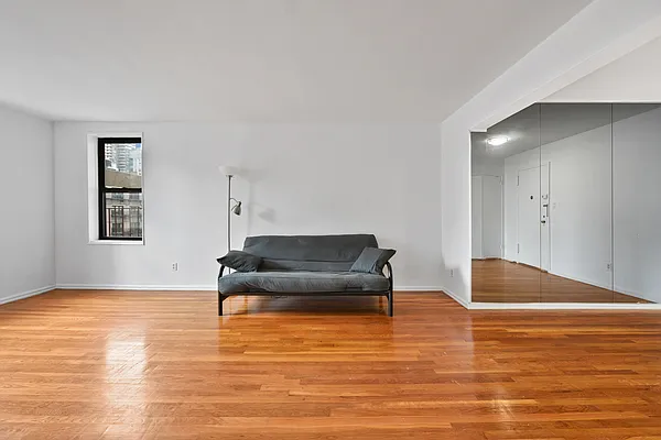 Sold by Oxford Property Group | media 12