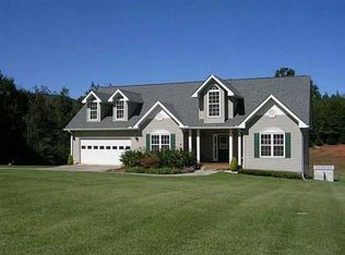 158 Stonebrook Ln, Cleveland, GA 30528