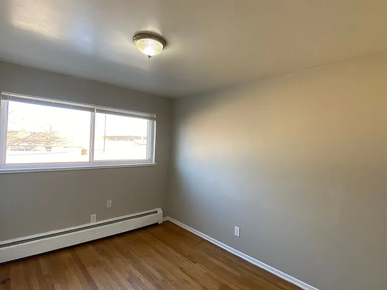 1735 Chester St #4 — Photo 8