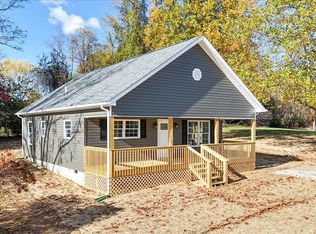 105 Ferry Ct, Pulaski, VA 24301