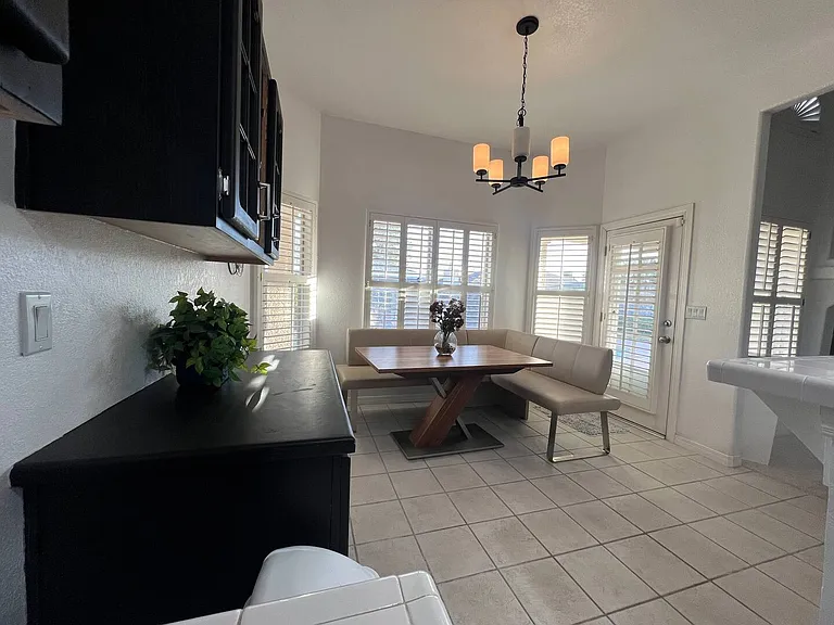 7008 Mineral Ridge Dr — Photo 8
