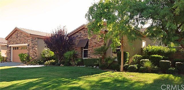 1st image of 60565 Desert Rose Dr