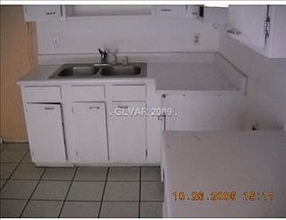 2nd image of 709 Roger Cir