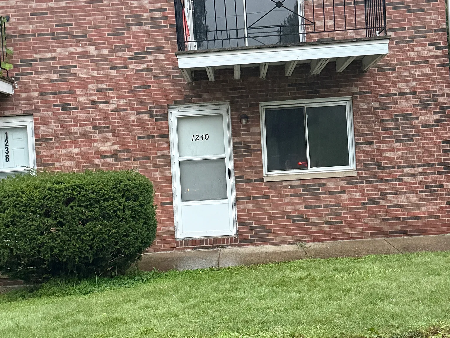1234-1240 Cliffside St — Photo 1