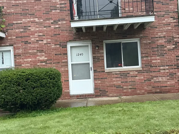 (undisclosed Address), Cuyahoga Falls, OH 44221
