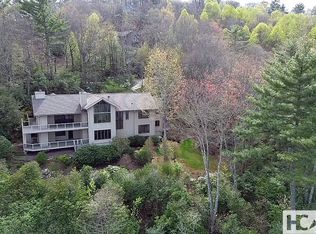 721 Lakeside Drive, Lake Toxaway, NC 28747