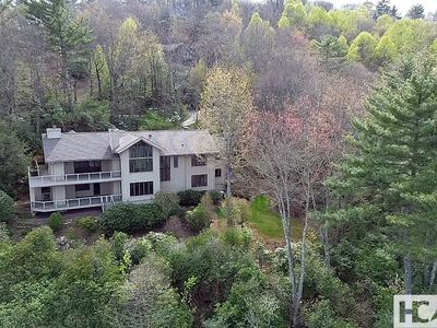 721 Lakeside Drive, Lake Toxaway, NC, 28747