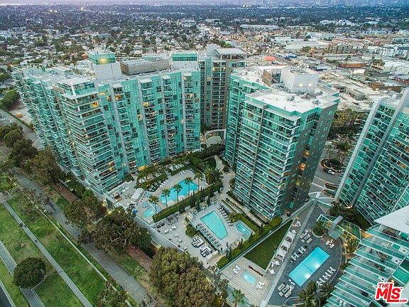 2nd image of 13650 Marina Pointe Dr Unit 406