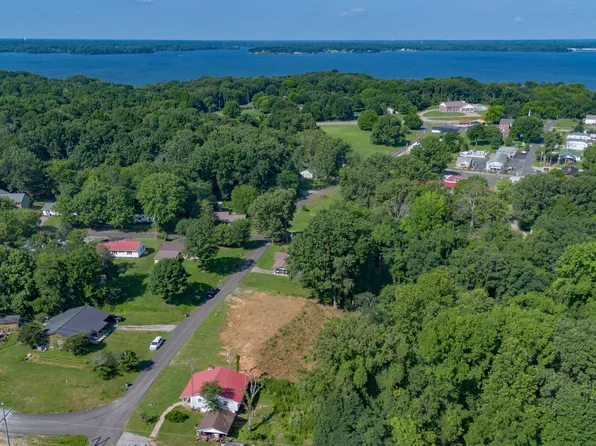 230 E Mississippi Ave, Grand Rivers, KY 42045