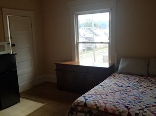 1302 7th Ave #3, Charleston, WV 25302