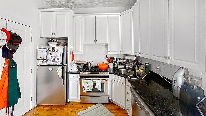 1st image of 345 De Graw St #2