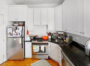 345 De Graw St #2, Brooklyn, NY 11231