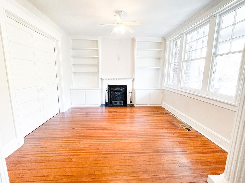 1st image of 2021 Park Ave APT A
