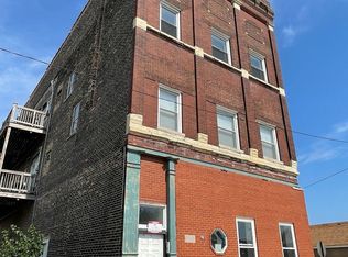 3081 S Lock St #2F, Chicago, IL 60608