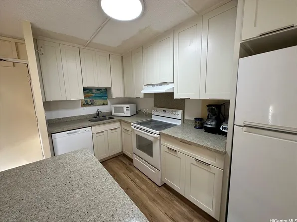 2333 Kapiolani Blvd APT 905, Honolulu, HI 96826
