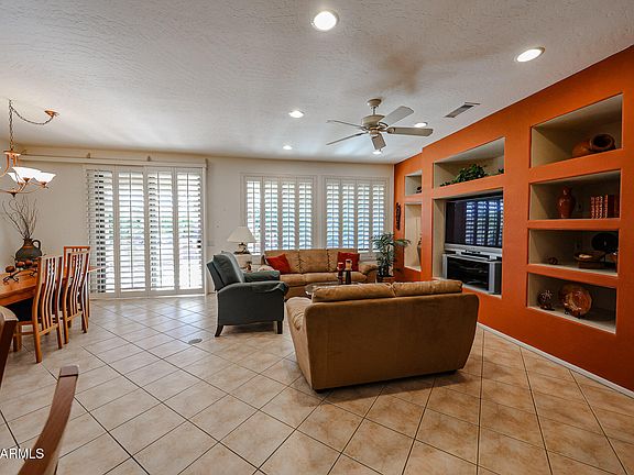 4th image of 17337 W IMPERIAL Lane