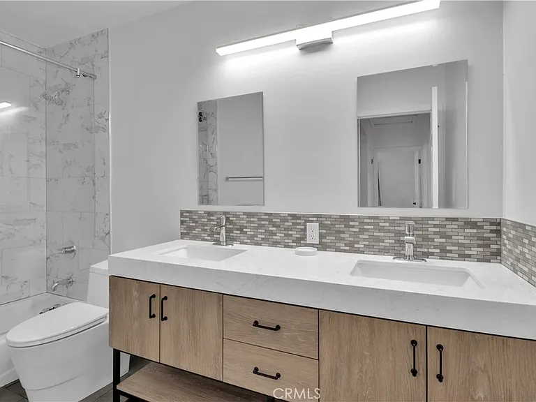 6541 W 84th Pl — Photo 26