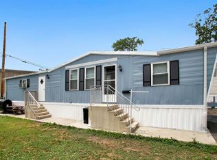 10 W 6th St, Moonachie, NJ 07074