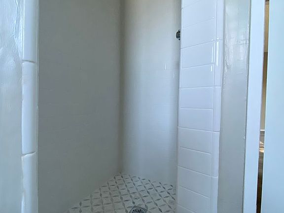 5th image of 1825 N Cherokee Ave APT 207
