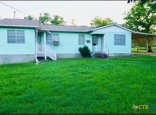 141 Jackson St, Elgin, TX 78621