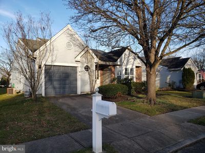 641 Cascade Dr S, Mount Laurel, NJ, 08054