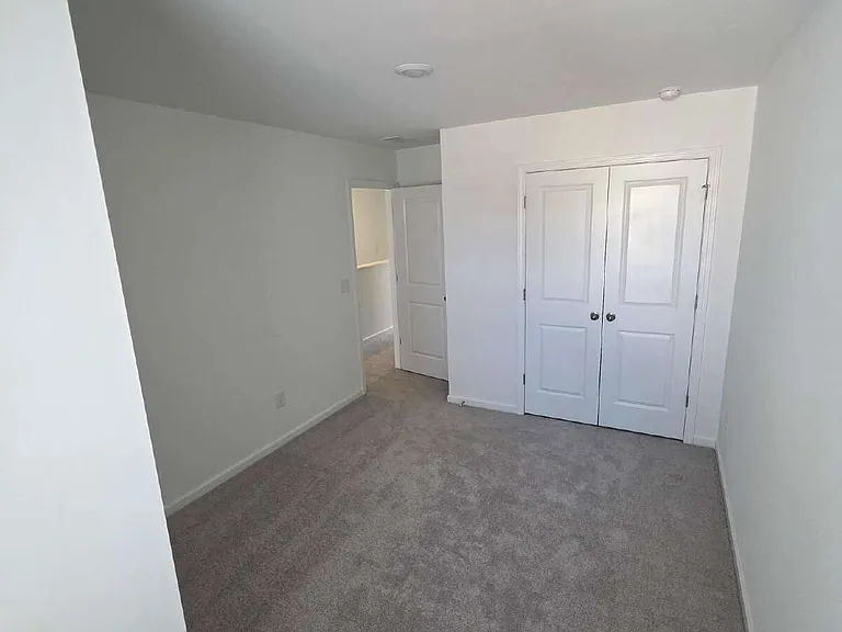 559 Marcus Way — Photo 18