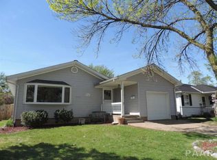 1702 James Rd, Pekin, IL 61554